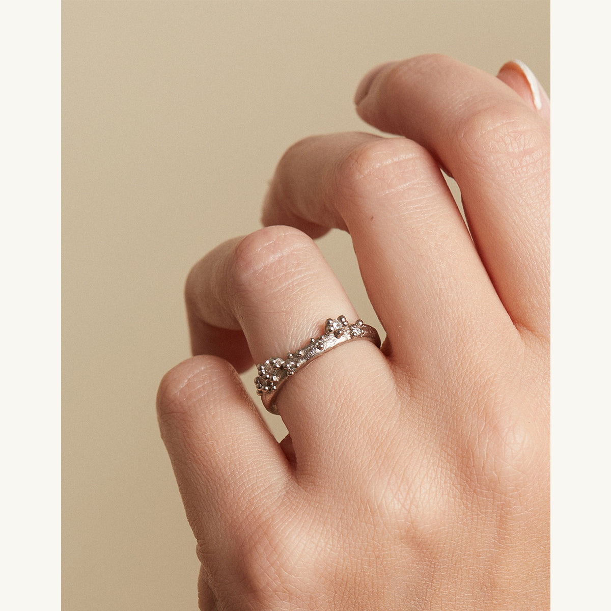 Half Round Band with Diamonds and Granules