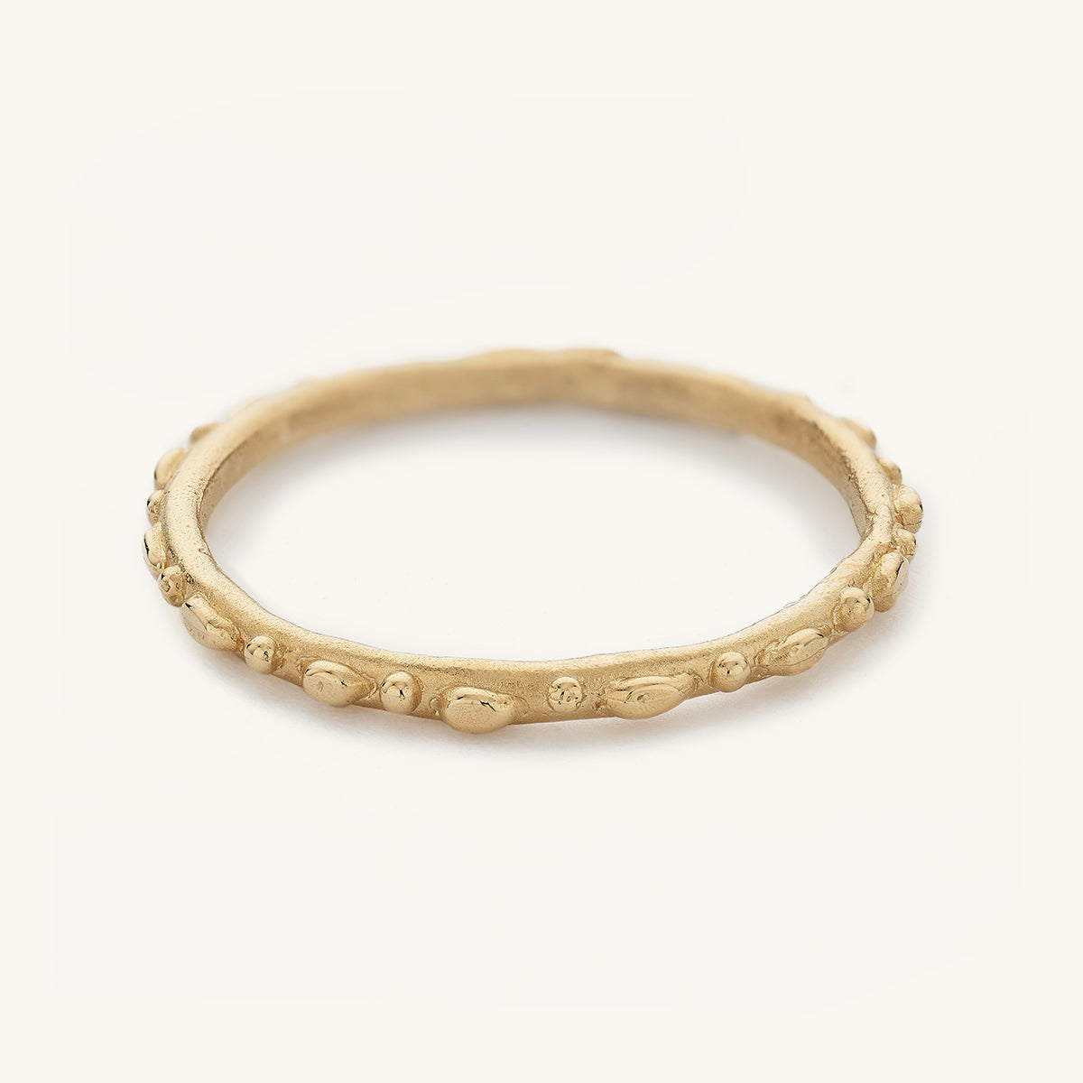 Ruth Tomlinson handmade alternative wedding band made from recycled gold