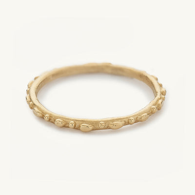 Ruth Tomlinson handmade alternative wedding band made from recycled gold