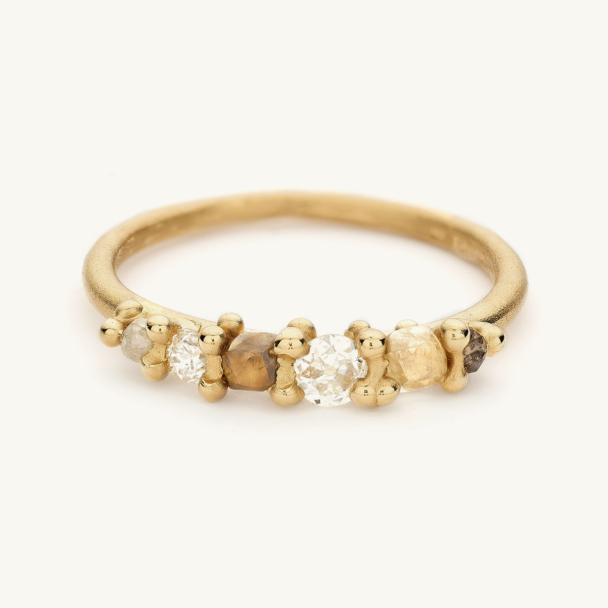 Mixed diamond engagement ring from Ruth Tomlinson, handmade using recycled gold