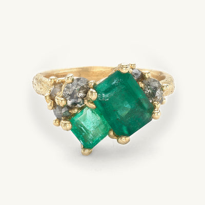 Emerald and Grey Diamond Asymmetric Cluster Ring