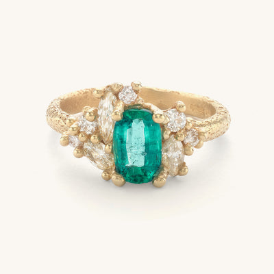 Emerald and Diamond Sweeping Cluster Ring