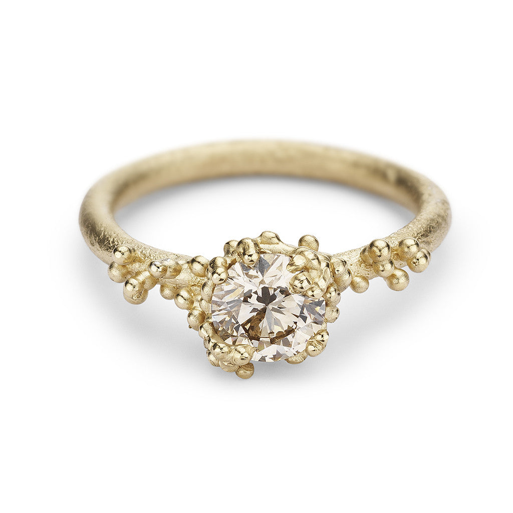 Automatisch Zeggen een keer Unique Solitaire Champagne Diamond Engagement Ring from Ruth Tomlinson